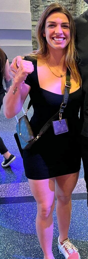 mackenzie dern OnlyFans leaked content