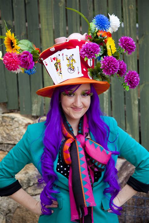 5 Tips to Host a Gorgeous Mad Hatter Tea Party