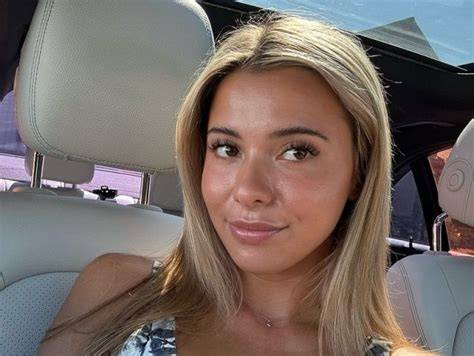 madiii tay nude