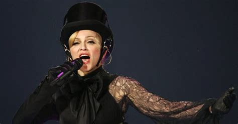 madonna nuda