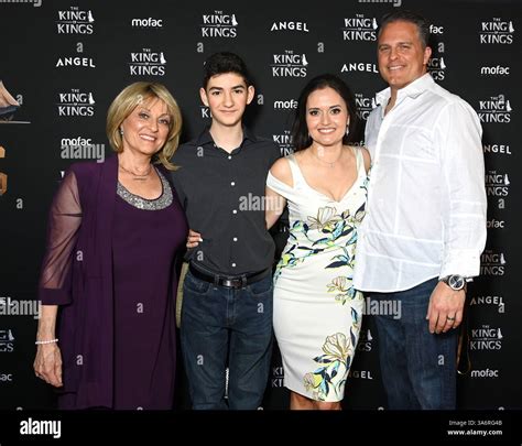 mahaila mckellar biography examples