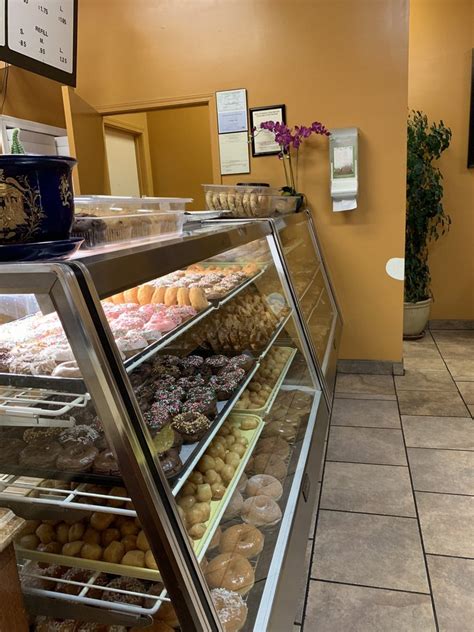main st donuts