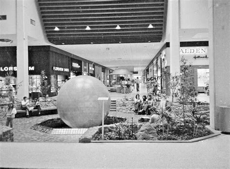 Mall Greece Ny
