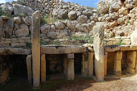 Download Malta Prehistory And Temples Maltas Living Heritage 