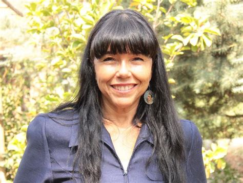 malucha pinto biography examples