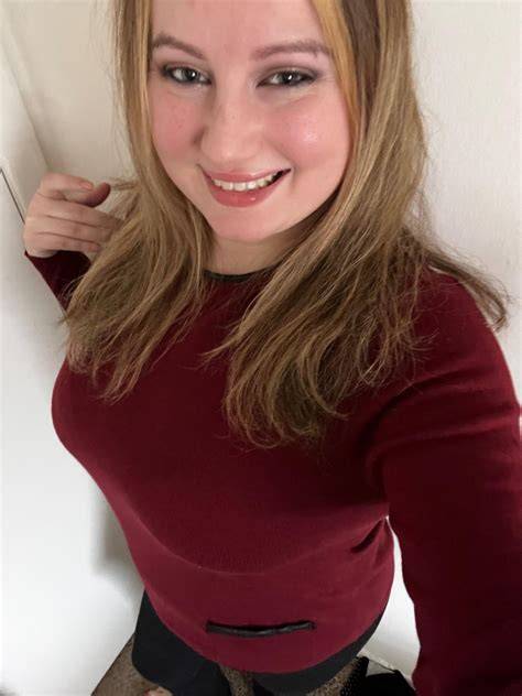mandiallday83 nude