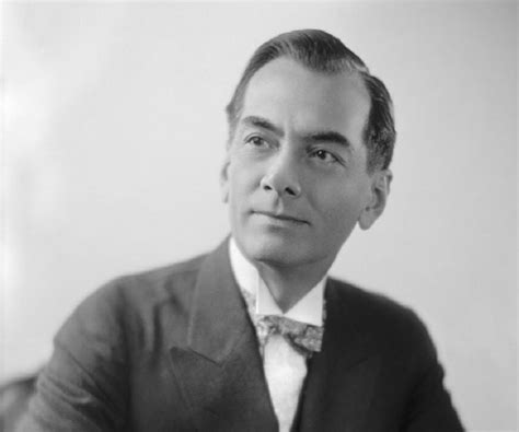 manuel l quezon autobiography of a face