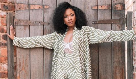 mapaseka koetke biography examples