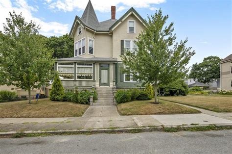 maplecroft fall river address