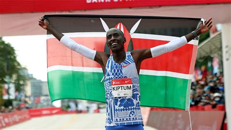Marathon Runner Dies