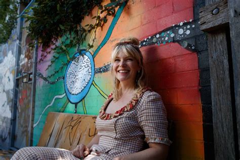 maree lowes biography