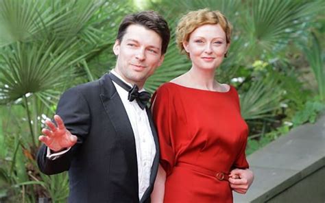 maria leonova biography