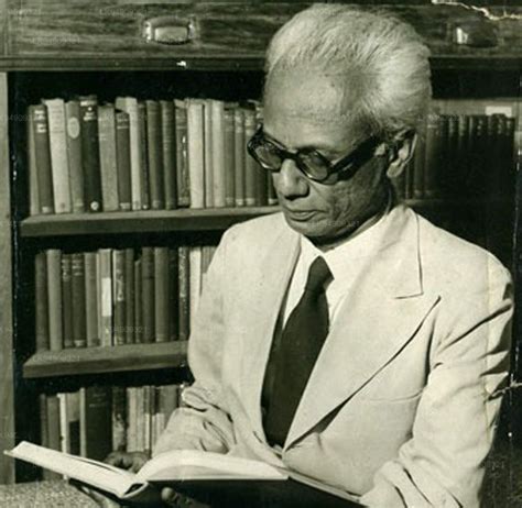 Martin Wickramasinghe About Author