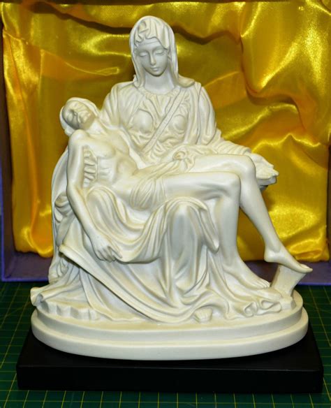 mary and jesus statue