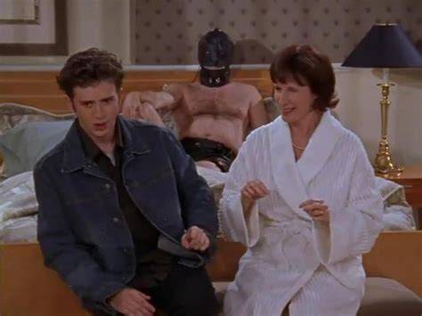 mary gross nude