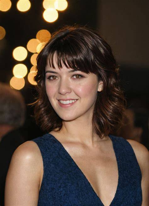 mary winstead boosty