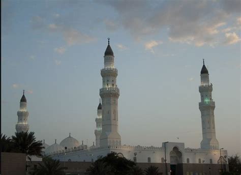 Masjid Al Dirar