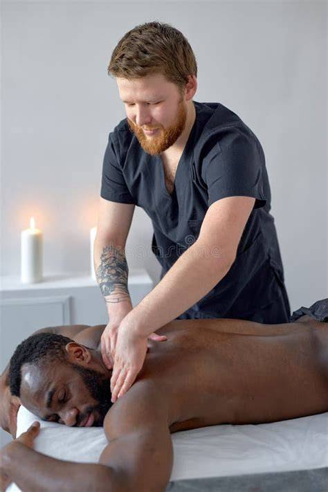 massage men nude