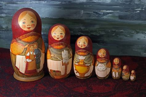 Matryoshka Nesting Dolls