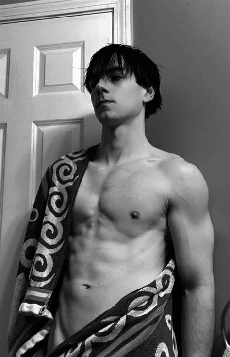 matthew convard nude