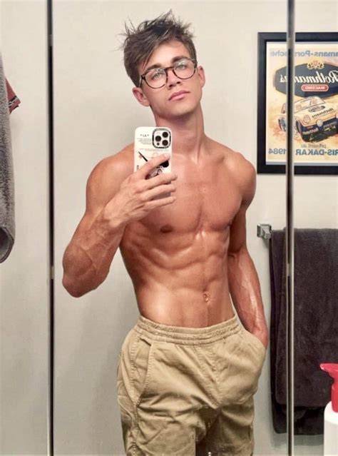 matthew crawford onlyfans