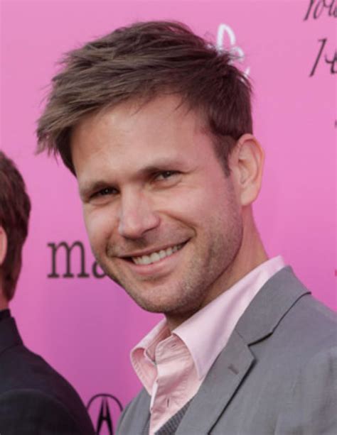 matthew davis actor biography template