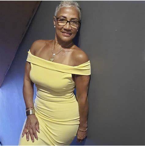 mature nude ebony