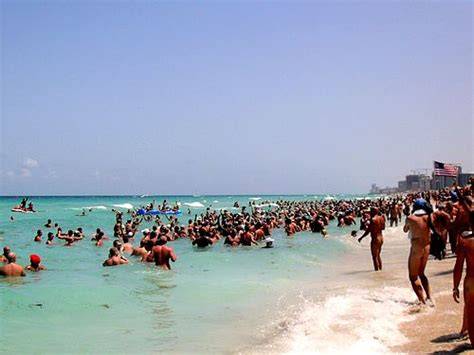 matures at nude beach