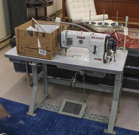 Mauser 1245 Industrial Sewing Machine