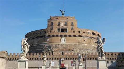 Mausoleo De Augusto