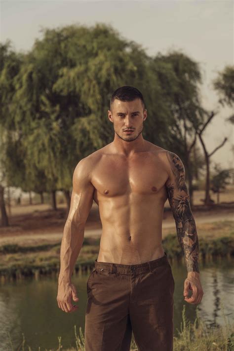 max barz nude