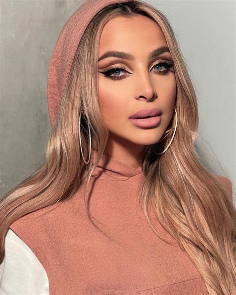 maya berovic biography