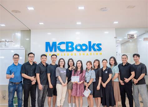CÔNG TY CỔ PHẦN SÁCH MCBOOKS - Shopee Mall Online