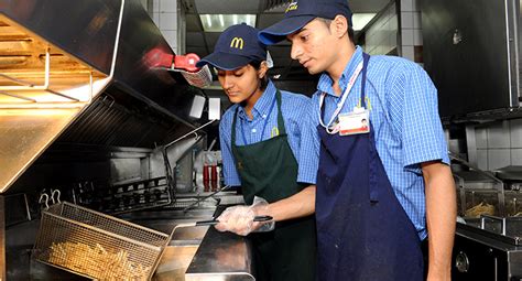mcdonalds crew training