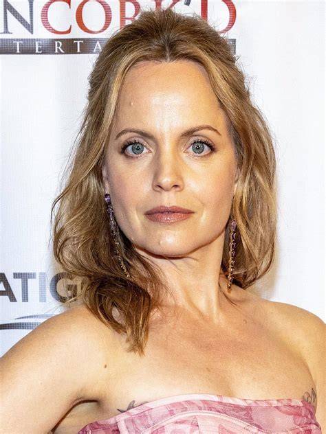 mena suvari nude images
