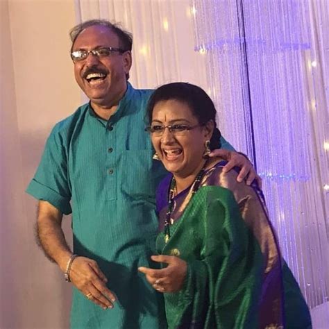 menaka suresh kumar biography examples