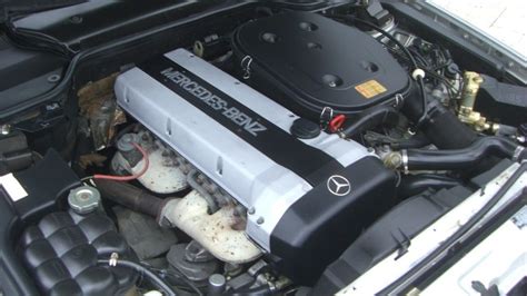 Mercedes M104 Engine