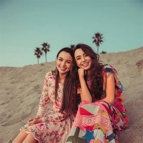 merrell twins nude