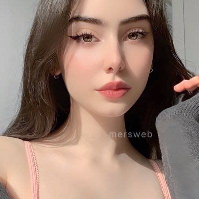 mersweb nudes
