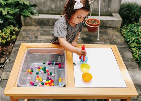 Mesas de actividades Montessori: Estimula el desarrollo cognitivo y motriz de tu bebé