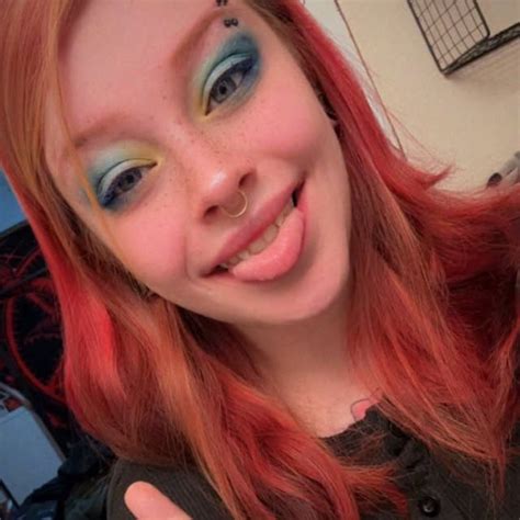 mewbini OnlyFans leaked content