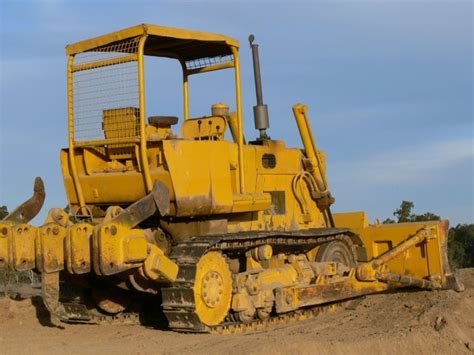 mf 300 bulldozer