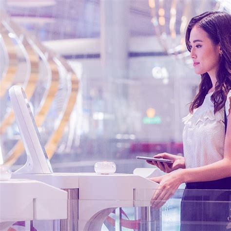 mface | Chm cng nhn din khun mt trn