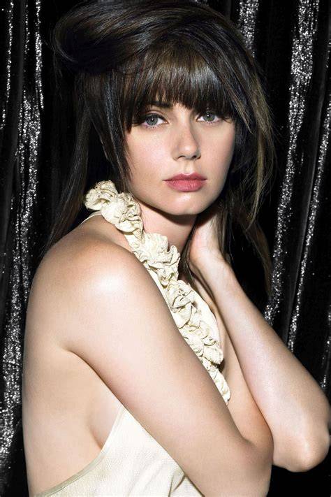 mia kirshner boosty