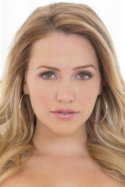 mia malkova nud