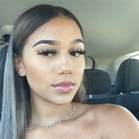 miakahn OnlyFans leaked content