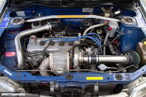 Micra K11 Engine
