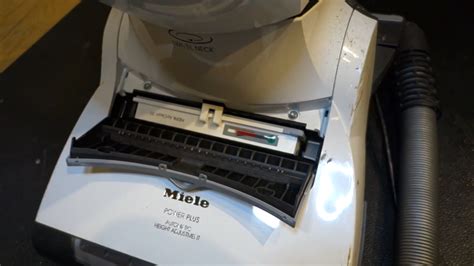 Download Miele Vacuum Troubleshooting Guide 
