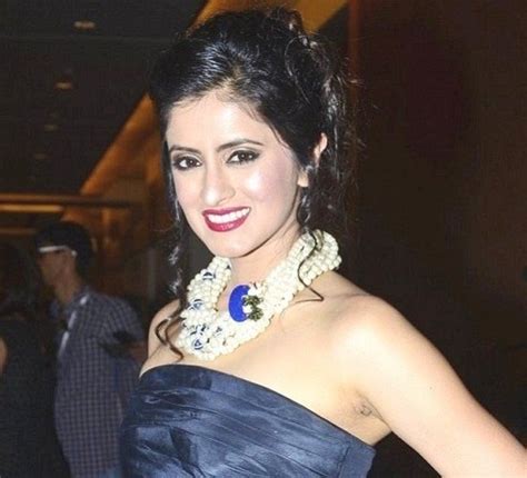 mihika verma biography template