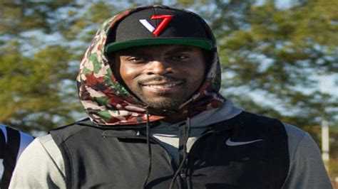 mike vick biography